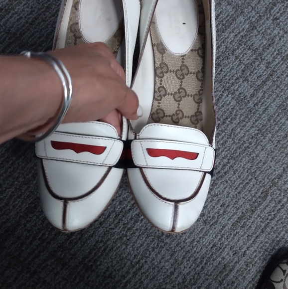 GUCCI WHITE LEATHER SHERRY LINE HEELS - Picture 4 of 9